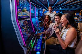 Fitur bonus buy, wild symbol, dan megaways pada game slot angkasa slot yang memberikan pengalaman bermain lebih seru